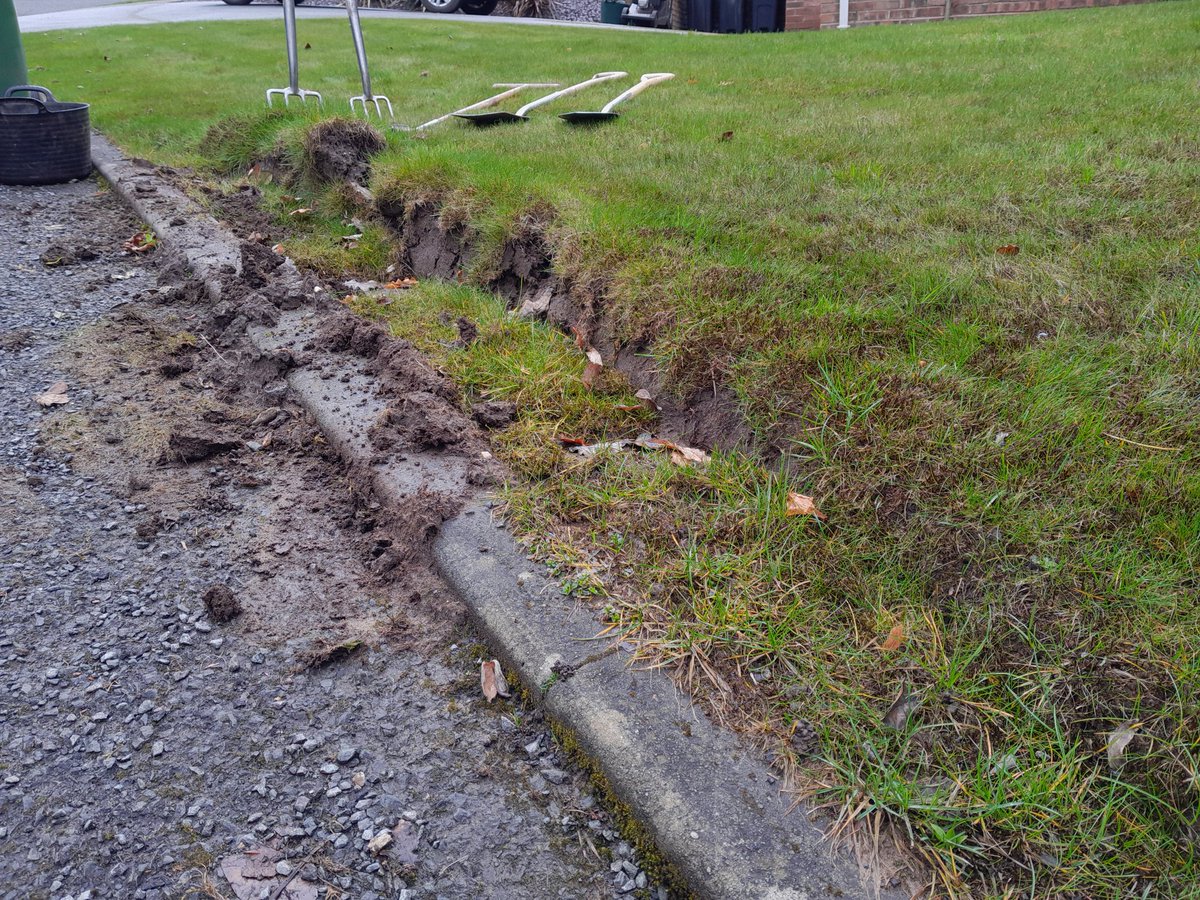 HHorticulture's tweet photo. Lawn repairs today, this time of year while the soil is moist and it is cool weather gives it a chance to recover.  There was a nine inch hump from a vehicle pushing some turf aside and crushing some below wheels.  Before and after... https://t.co/xjrIiEmt4w