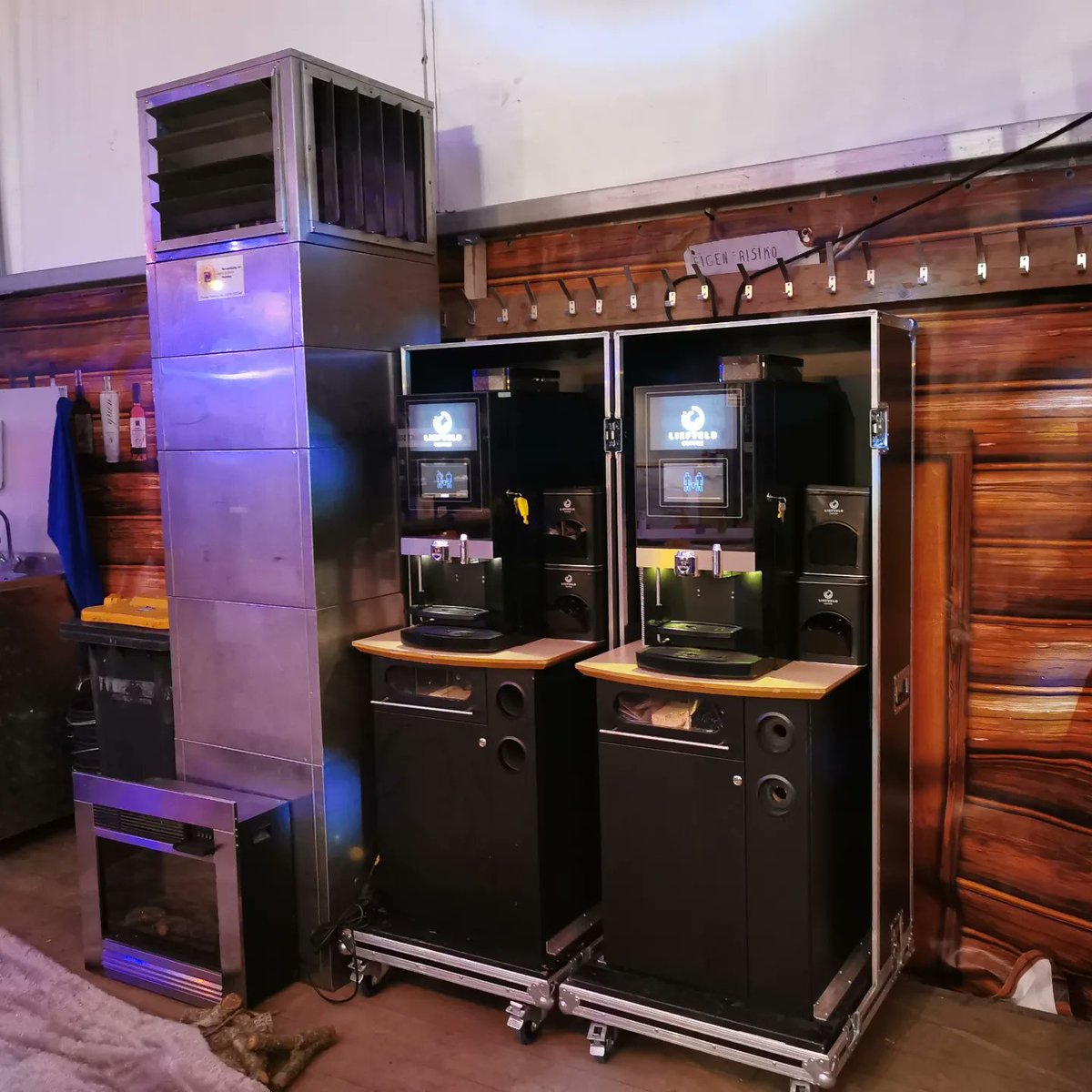 Tom Blanke☠️🌑🚜💰🏖️🏀🔫👙👉🏴➡️▶️⏩🧫🏴🎰💣📱💵^_ (@tomblanke) on Twitter photo 