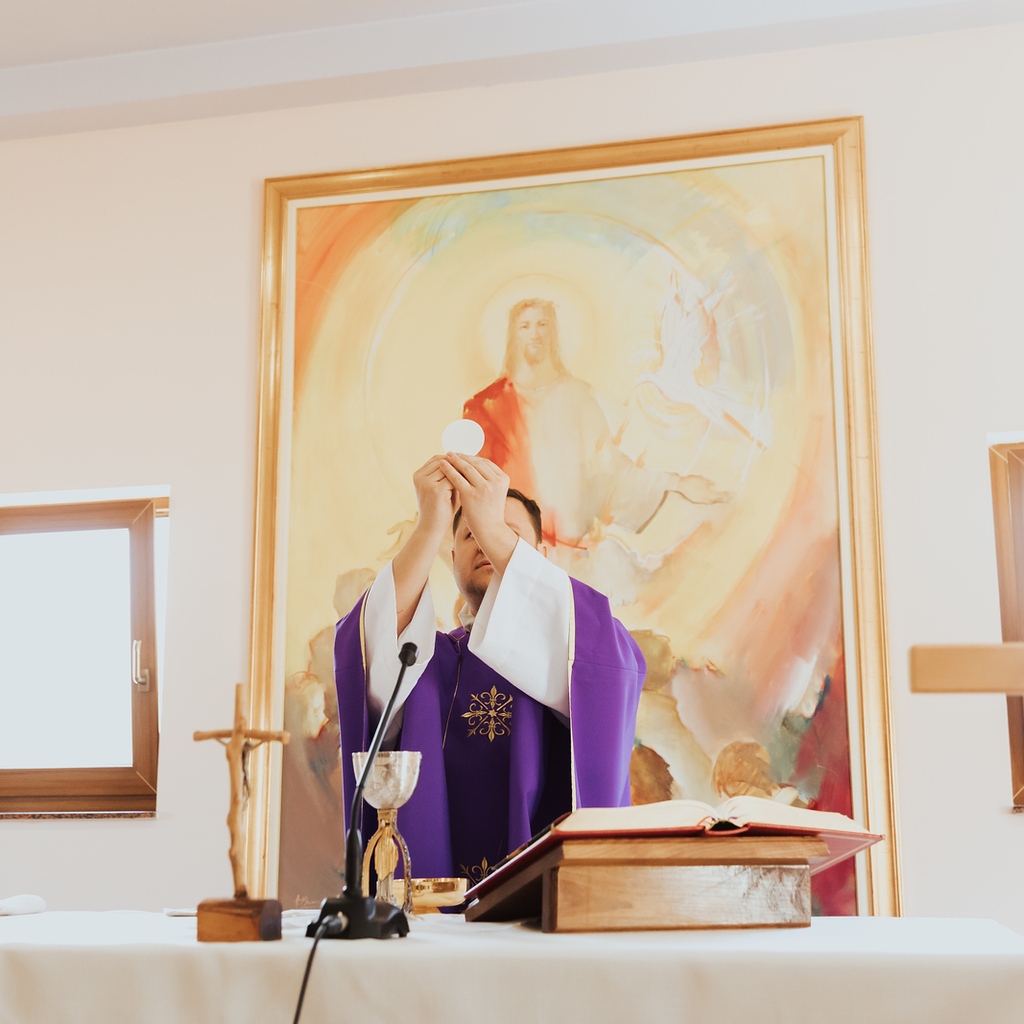 Mystery of Faith…lead me, Lord. 🙏

#mysaintmyhero #livinglent