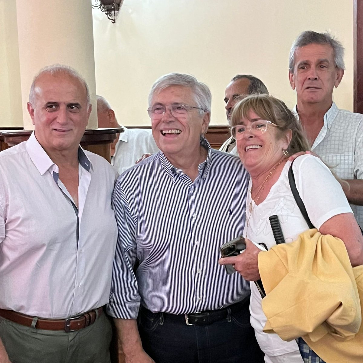 Tabareviera's tweet photo. Hoy nace una nueva agrupación en Salto. Renovación Batllista Republicana. Lista 2000 liderada por el candidato a diputado José Antonio Cardozo. https://t.co/94dQRPOKWB