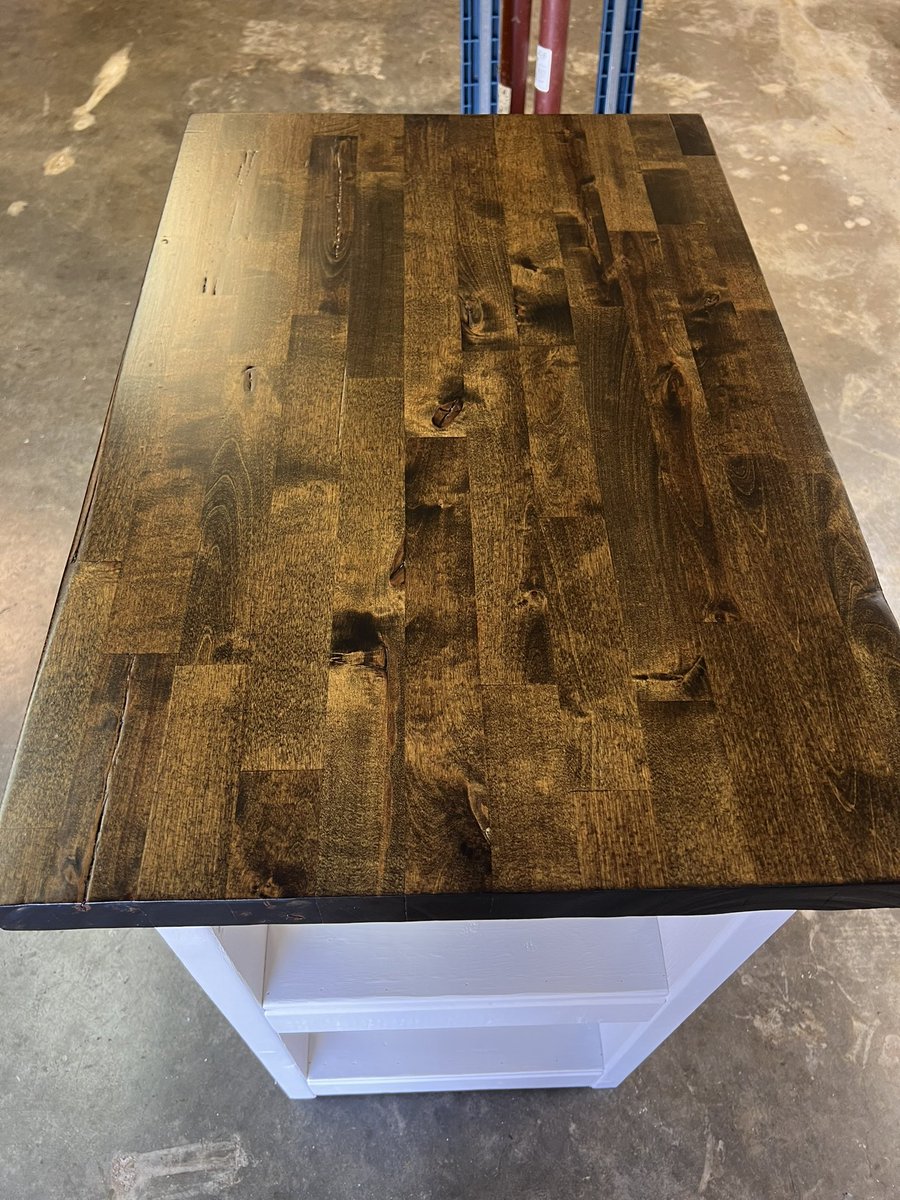 tamdrwoodworks's tweet image. Reclaimed Butcher block top island . #butcherblock #top #island #money #dewalt #minwax #kregjig #project #tn #tennessee #tennesseefurniture #handmade #ashlandcitytn #pleasantviewtn #nashvilletn #nash #clarksvilletn #open #close #be #a #boss #wood #tool #pinrwood #facebook