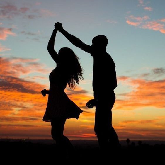 choquei's tweet image. 🚨ATENÇÃO: Mulheres que se relacionam com homens feios são mais felizes, diz estudo.