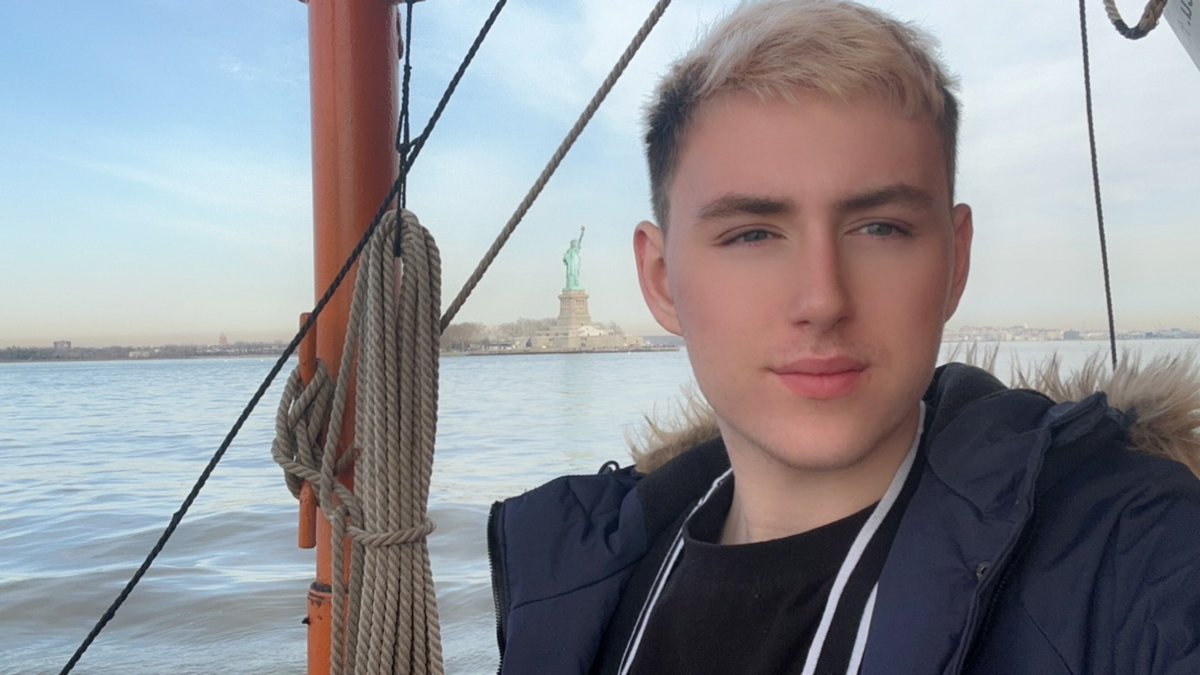 Calliwags  tweet media