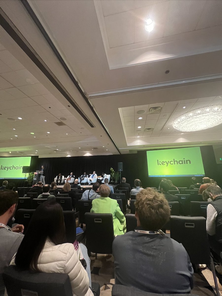 oisinhanrahan's tweet image. Big thank you to the @NatProdExpo team for having me at today&apos;s session on AI in the food industry. It was great to tell the @KeychainHQ story and discuss AI&apos;s rapid growth with @Ethan_Soloviev, @alonchen, @rianalynn, Will Kletter @climateai, and Malay Shah @AIpalette.