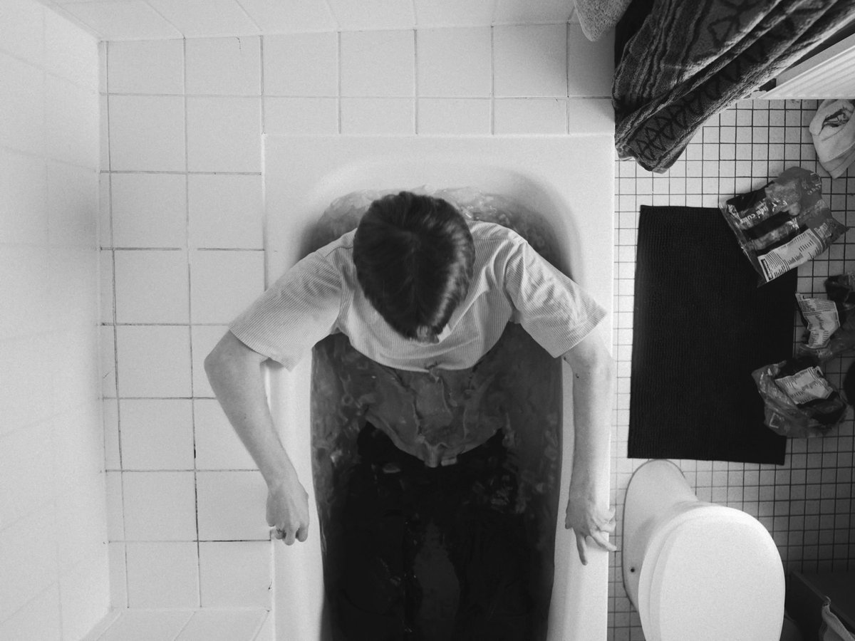 es gibt ein neues musikvideo also gibt es neue stills für euch