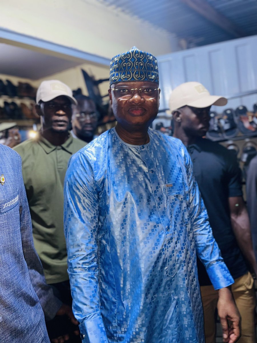 KPenditaa's tweet photo. #AMD2024 

SEM Aliou Mamadou DIA 5e President 💚🤍 https://t.co/k3Go6fqubF