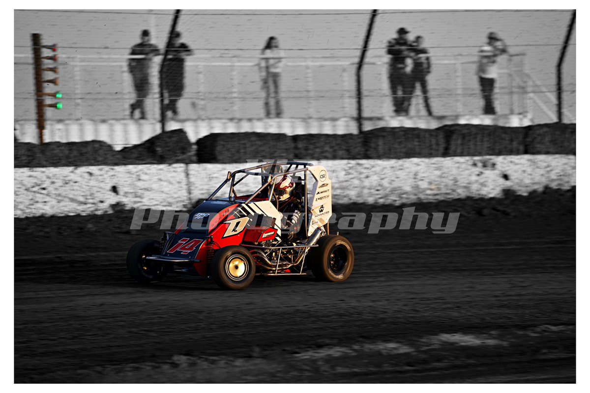 🔁 - @lemooreraceway_ 📸 - 3/9/24. #sony #photography #sonyalpha #sonyphotography #PhotographyArt #PhotoDaily #PhotographyIsLife #PhotographyAddict #ThroughTheLens #JustShoot #sports #sportsphotography #motorsports #motorsportsphotography #sprintcars #micros #dirttrack