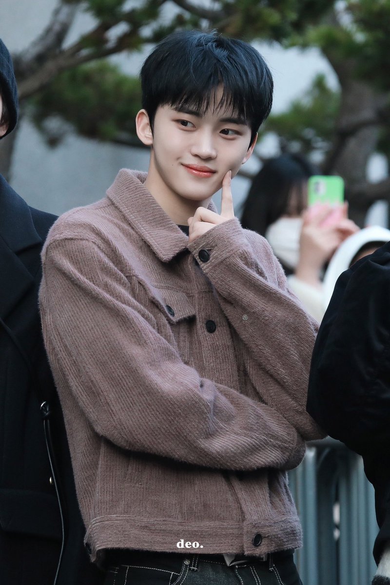 240315

#루네이트 #LUN8
#도현 #박도현