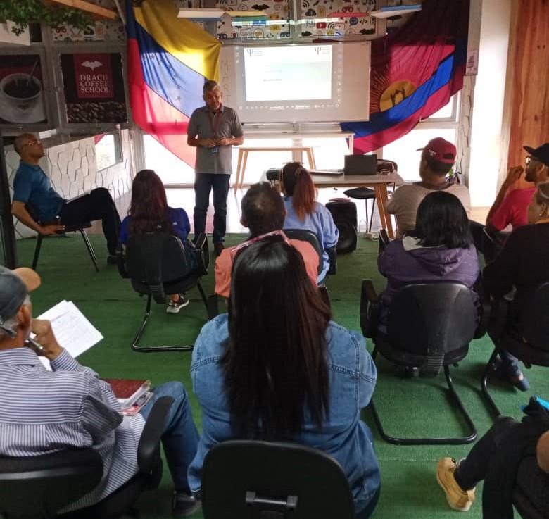 ColPsiCarabobo's tweet photo. ¡Éxito Sostenido!

mi��rcoles 13 de marzo de 2024, continuamos con nuestra Ruta de la Salud Mental, con el desarrollo del Taller Manejo de las Emociones, dirigido a trabajadores de la Secretaria de Economía Productiva y Turismo de la Gobernación del Estado Carabobo. https://t.co/ZizbvKHIon