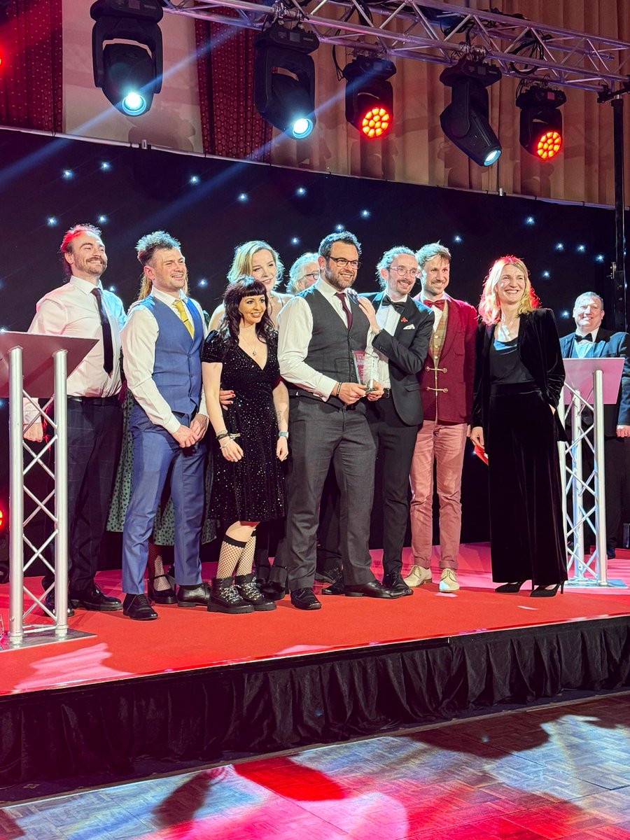A total pleasure to present the Large Visitor Attraction of the Year award to @YorkDungeon at tonight’s @VisitYork Tourism Awards. Huge congratulations to all the winners and finalists ✨ #vyta24
