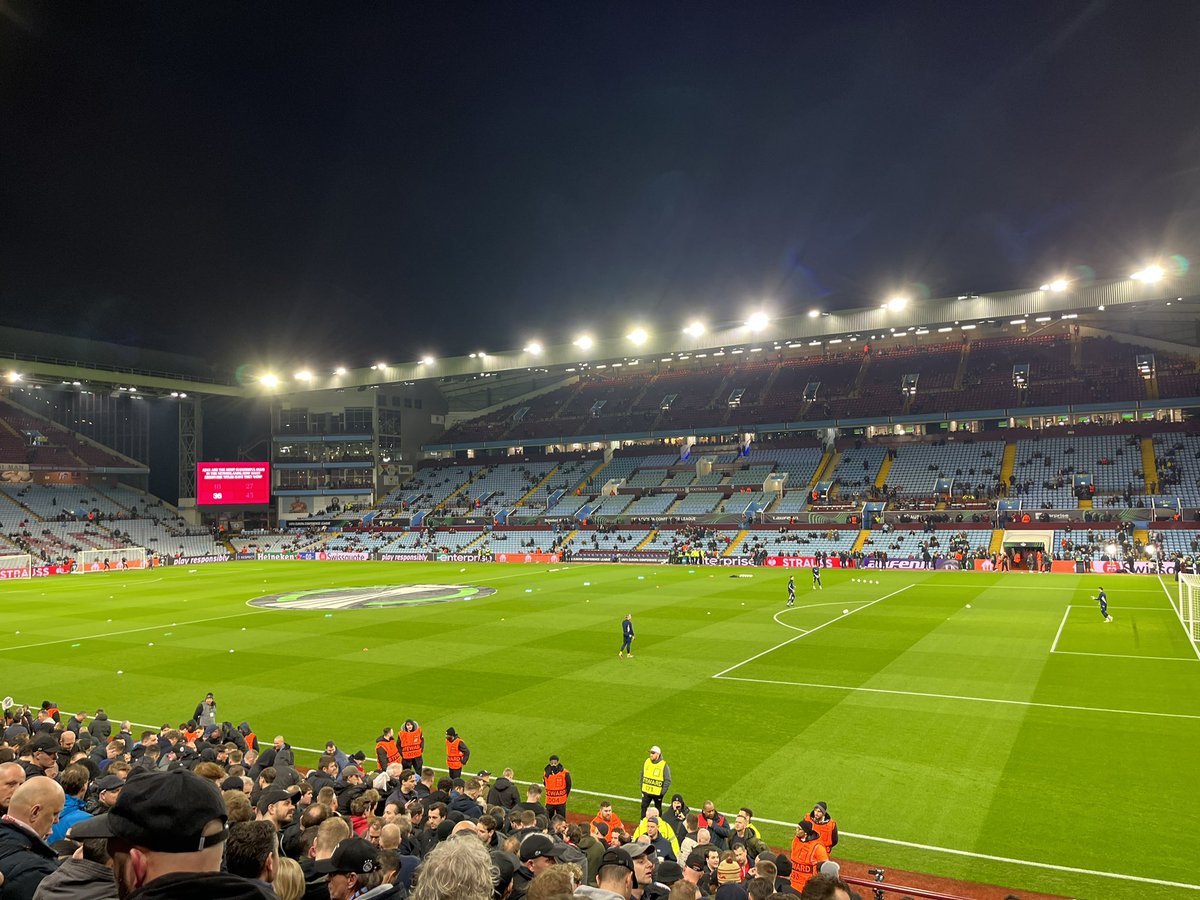 GTekelenburg's tweet photo. Het was weer niet best op het veld, maar waar je ook gaat ik volg je overal #avAJA Op naar betere tijden ❌❌❌ https://t.co/ws0oEoitWx