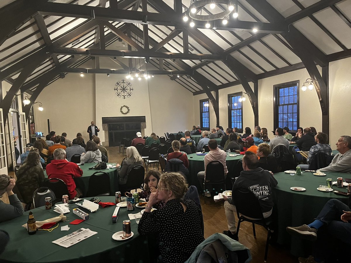 A great turnout tonight for the Waite Park Community Council annual meeting. We’re lucky in Ward 1 to have such involved neighborhoods!