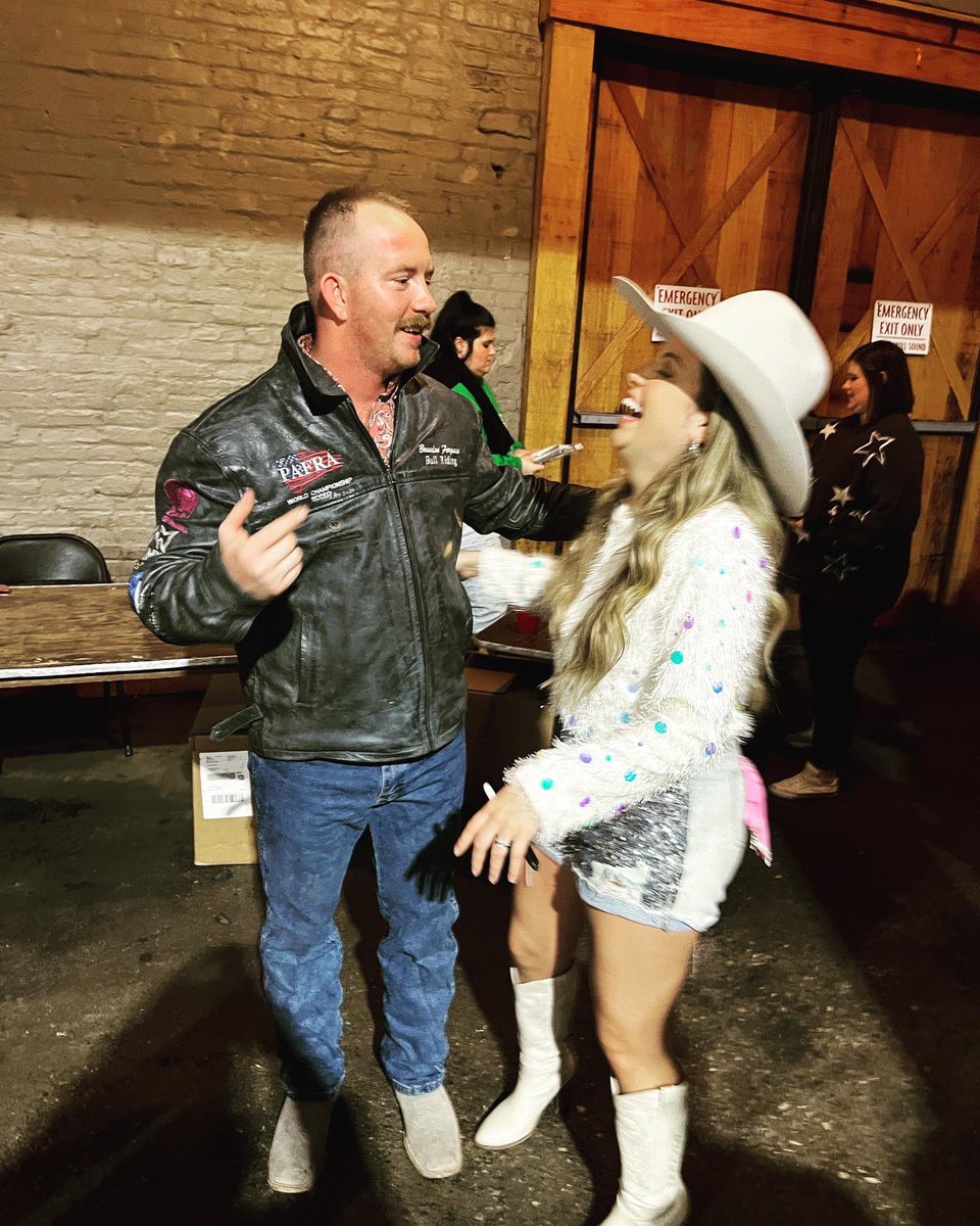 Ferguson606's tweet photo. @_alexandrakay we gotta settle it once and for all on the who wore it better 🤠 https://t.co/FkdO9AK5rJ