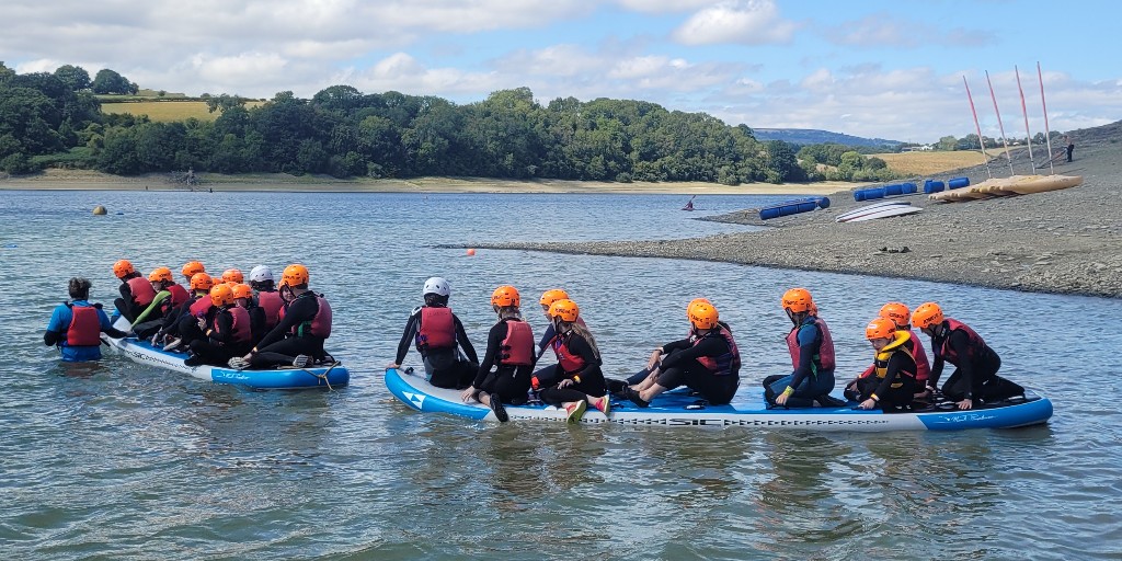 While you're stuck at work over the Easter school holidays, your 8-15 year olds could join Llandegfedd Lake’s school holiday multi-activity sessions... llandegfedd.co.uk/school-holiday… £50 per child per day / £225 a week / Food options available