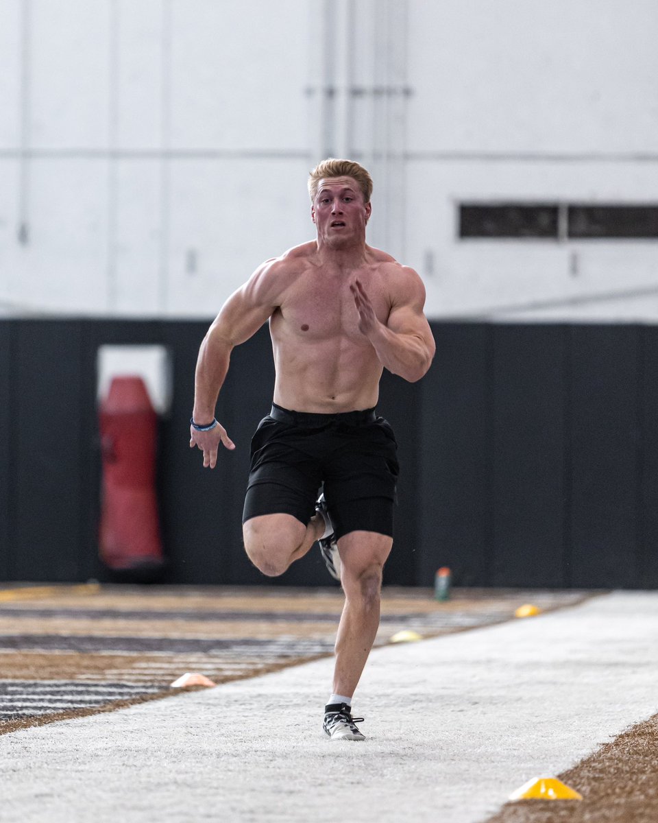 Seth_Ellis27's tweet photo. Broncos showing out during Pro Day👀 https://t.co/vGf1krw1Hx