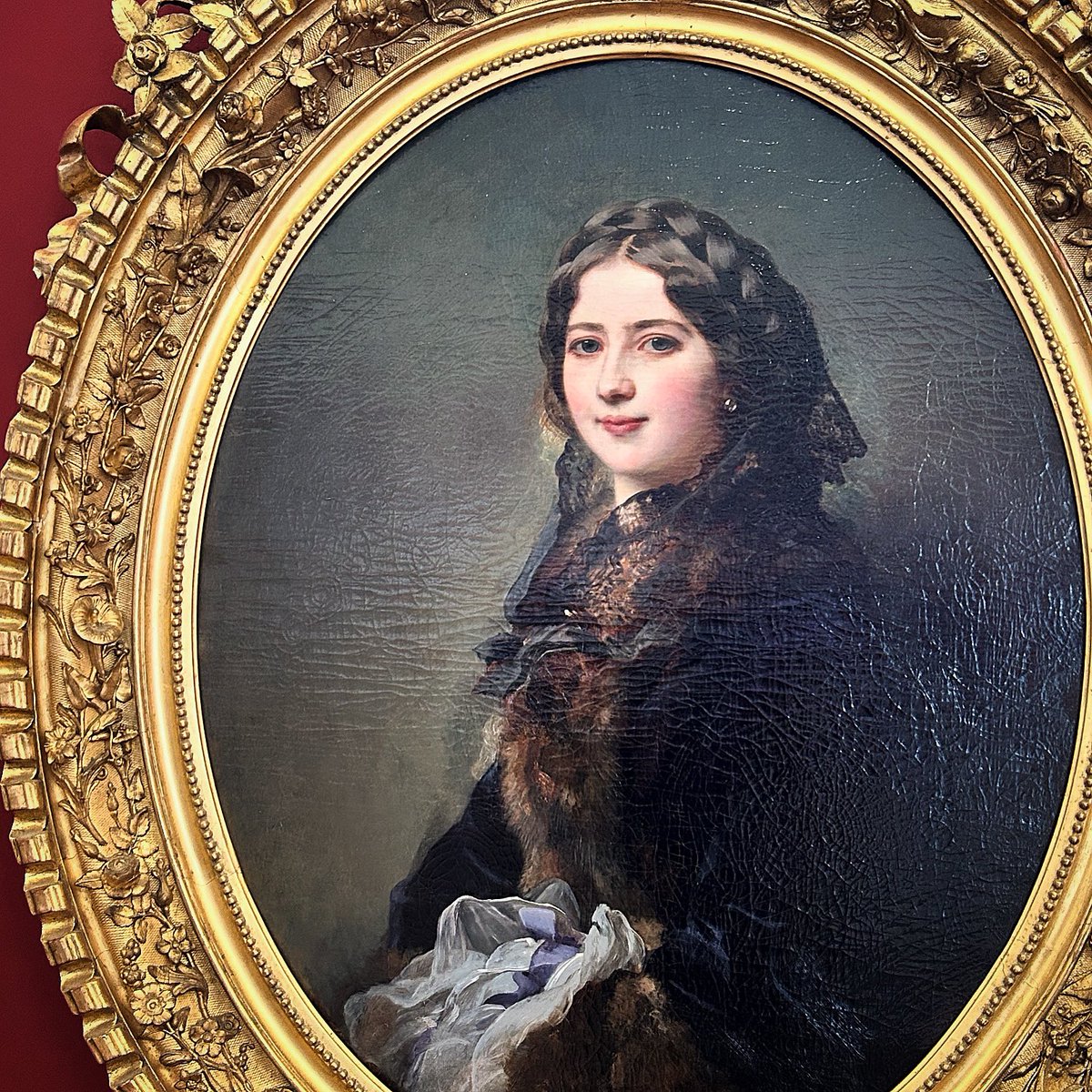 CharlyLavado's tweet photo. Jusqu’à lundi , le @ChCompiegne présente une riche exposition consacrée à Proper Mérimée. Une mise en scène élégante qui ponctue les  grands appartements d’espaces qui évoquent ce personnage touche-à-tout: critique d’art, écrivain, sauveur du patrimoine et membre de la cour. https://t.co/m1vKKGFTJA
