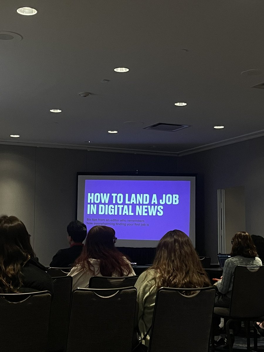 eccunionEmily's tweet photo. At my last #cmanyc24 session for today, led by Meg Wagner, an assistant managing editor at CNN. Wagner says that finding jobs in journalism is about looking past general job roles, “there are so many roles I didn’t even know existed”. #eccunion https://t.co/bbcRUjCwin