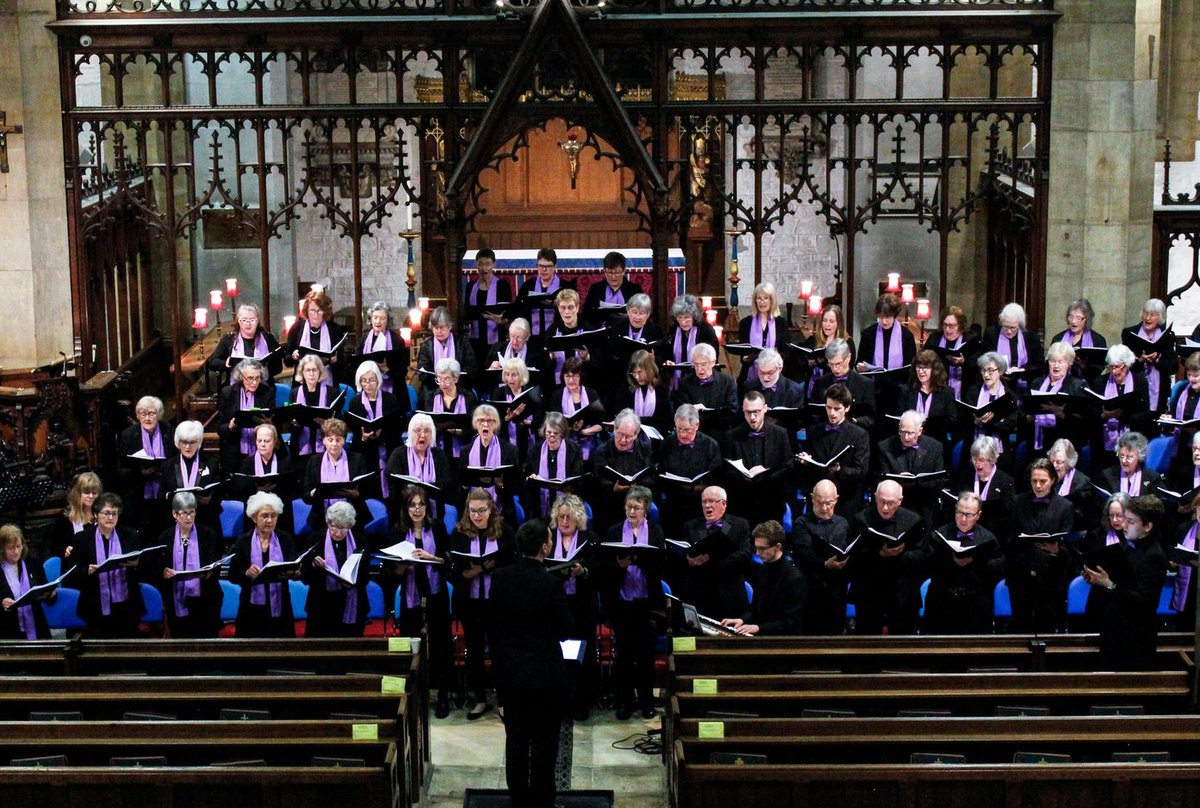 Deadline alert! We're hiring an Assistant Music Director to work closely with our current Music Director from September 2024. The closing date is this Sunday 17 March. Interested or know someone who might be? #choir #choral #jobs #Sussex More here: makingmusic.org.uk/musical-vacanc…