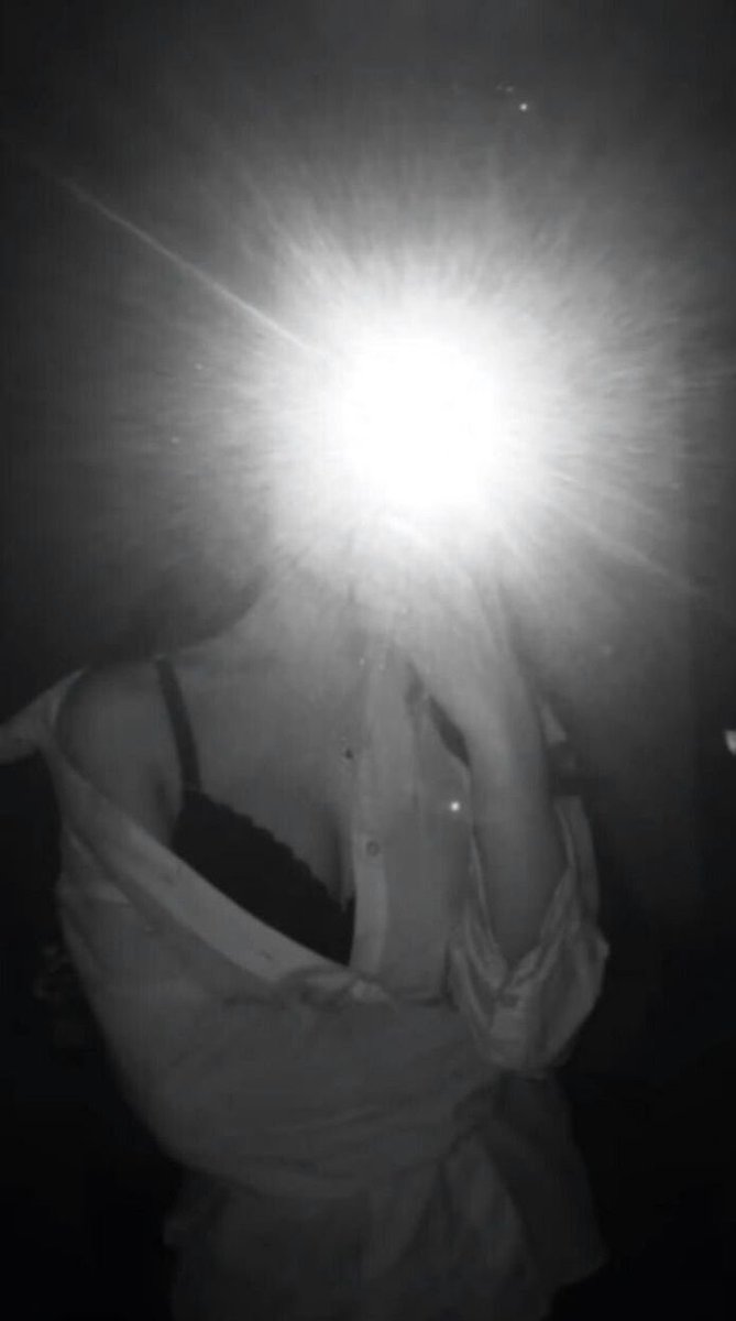 milkmew35's tweet photo. ถ้าทุกคนมีเพื่อนหน้าเงินจะทำไง? #ยืมเมจforsex #คุยเสียวกัน #เพื่อนตายDFF #เพื่อนเลว https://t.co/IhnYykRifD