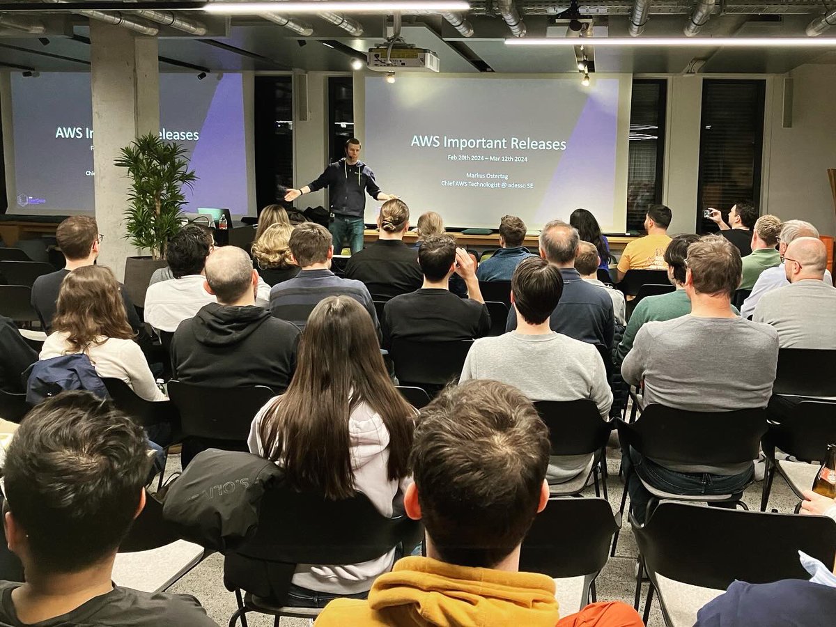 ITKnowledgeBnk's tweet image. Today AWS User Group Munich caught our attention with interesting talks and very cool location.

Thank you Markus Ostertag for the organisation and AutoScout24 for hosting this event!

#AWS #Munich #events #AutoScout24 #itknowledgebank @autoscout