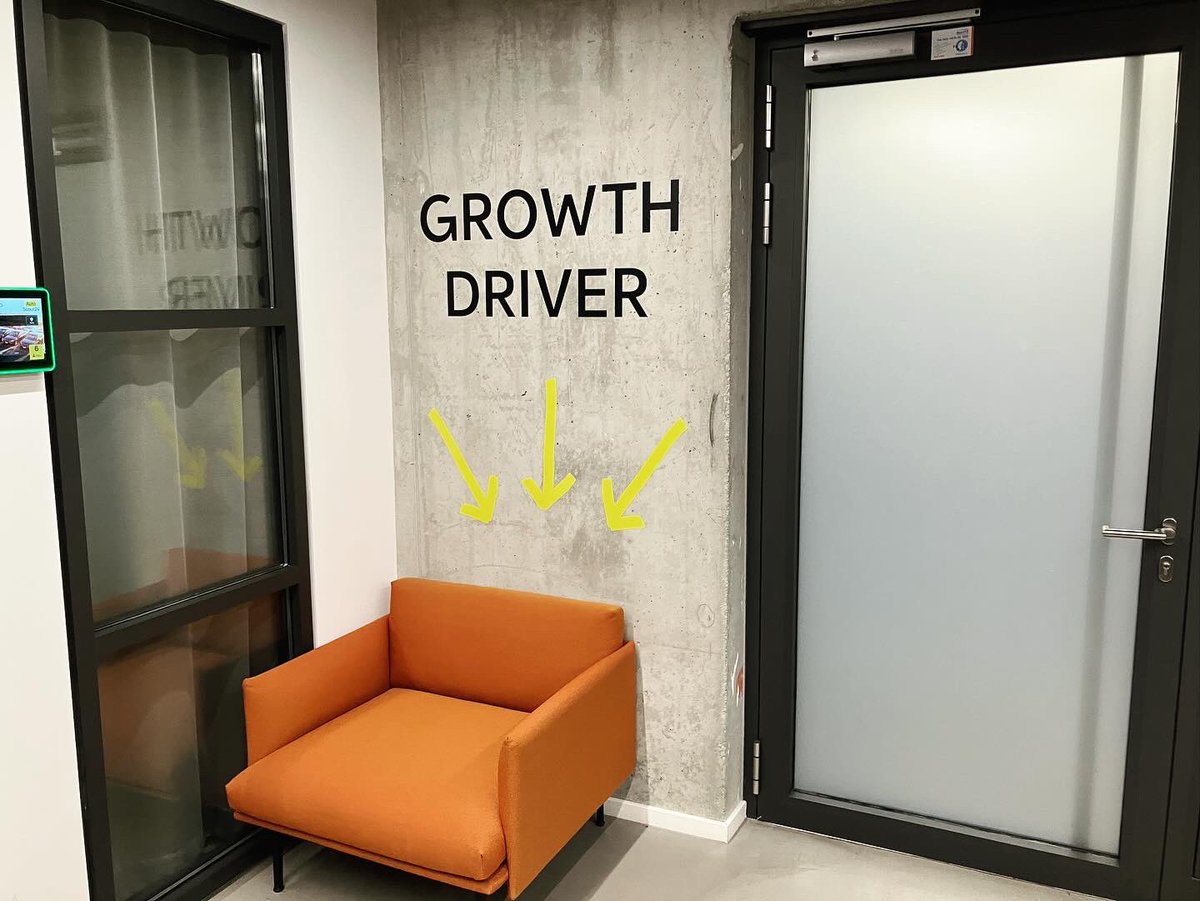 ITKnowledgeBnk's tweet image. Today AWS User Group Munich caught our attention with interesting talks and very cool location.

Thank you Markus Ostertag for the organisation and AutoScout24 for hosting this event!

#AWS #Munich #events #AutoScout24 #itknowledgebank @autoscout