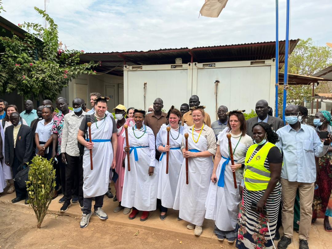 UNHCR 🇸🇸 was thrilled to welcome Vice Minister @PMGrotenhuis to Malakal. She was warmely recieved by returnees & the host community. We look forward to continuing our work together with government & partners to find durable solutions for displaced persons.