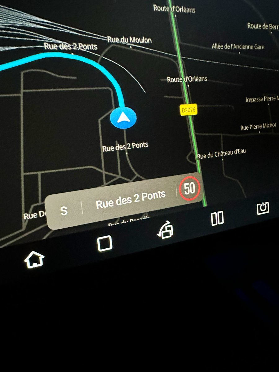 Hey salut <a href="/Nonodrivr/">Arnaud Lescure</a> !