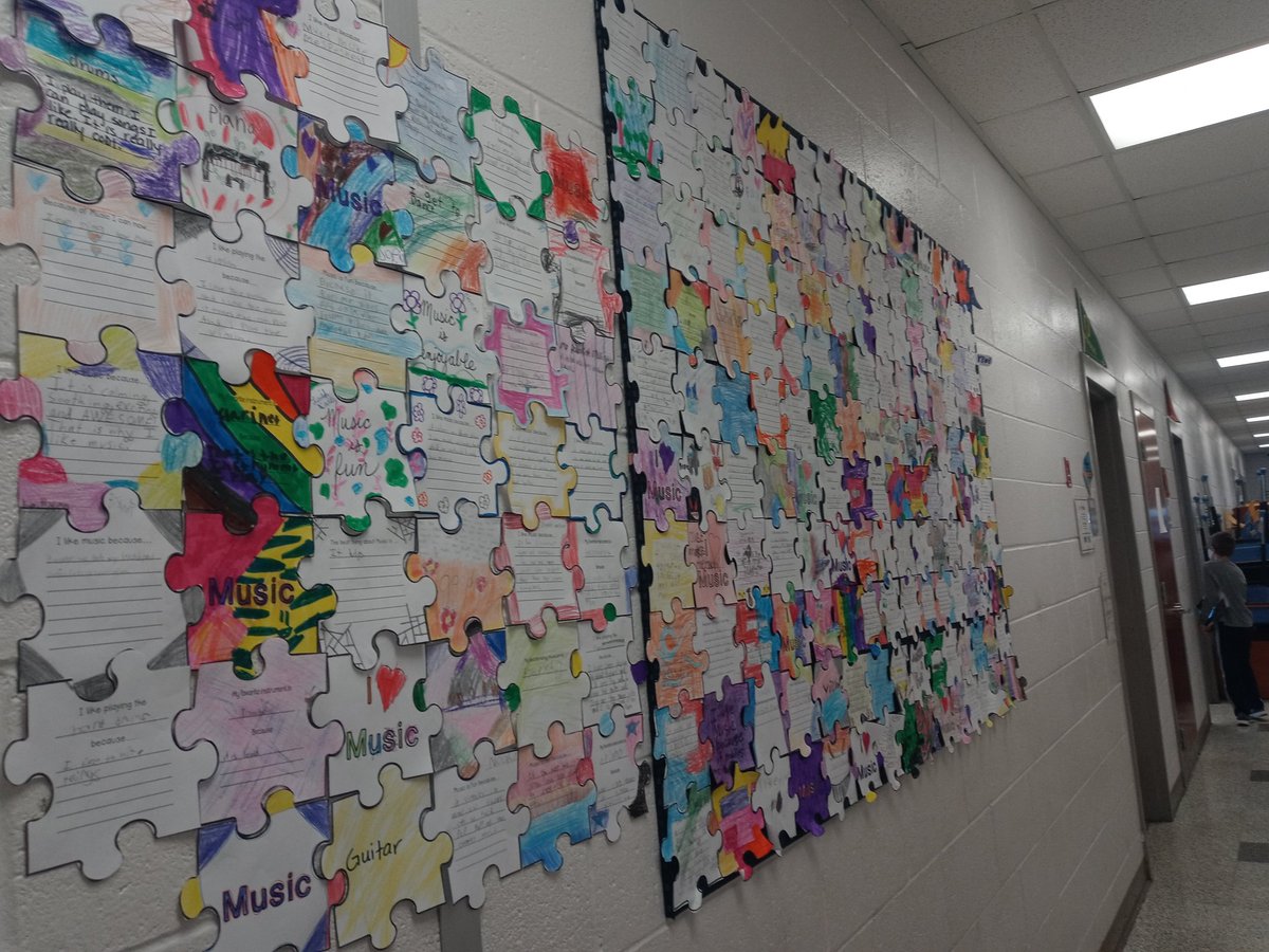 PHES_MusicRocks's tweet photo. Happy Music in our Schools Month. Music Education is an important piece of the educational puzzle! @MusicAACPS #PHESPride #AACPSAwesome #Nafme https://t.co/0y1gAqxqbr