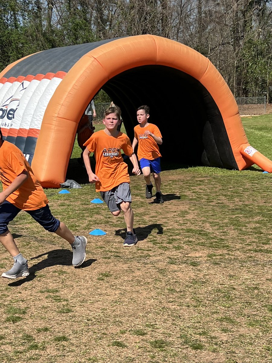 Cary Elementary tweet media