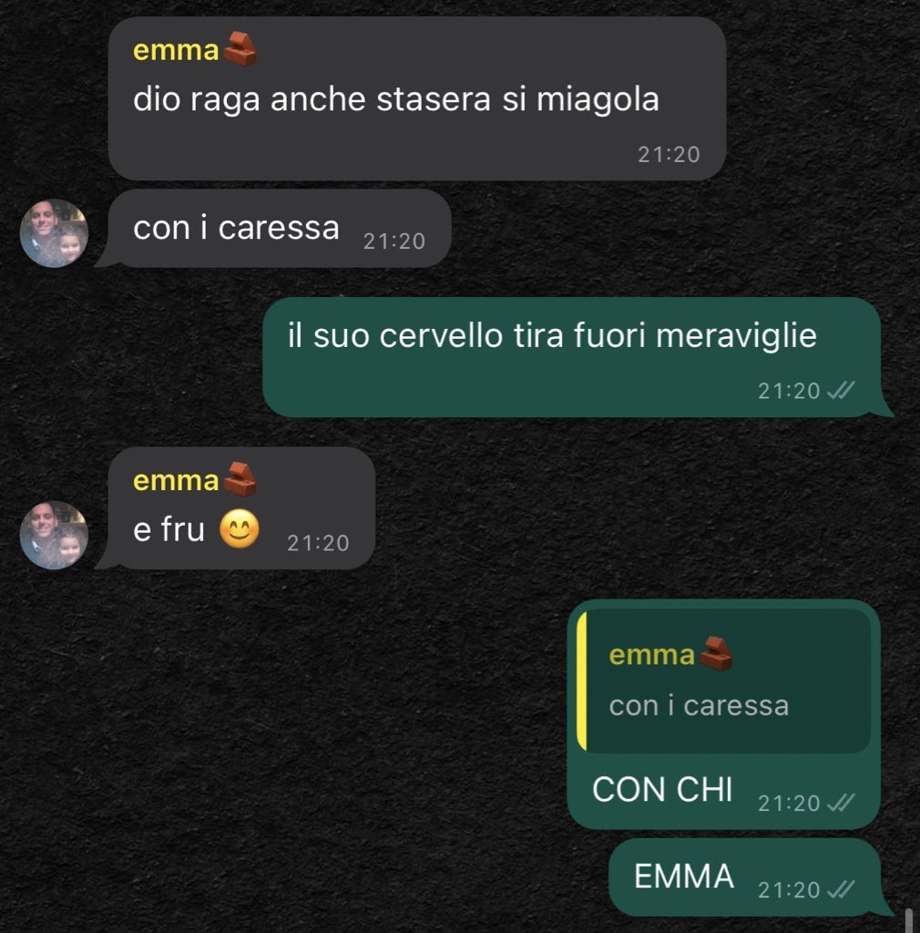 monelleooc's tweet photo. emma miagola per caressa?
#PECHINOEXPRESS https://t.co/oM06KlGfDN
