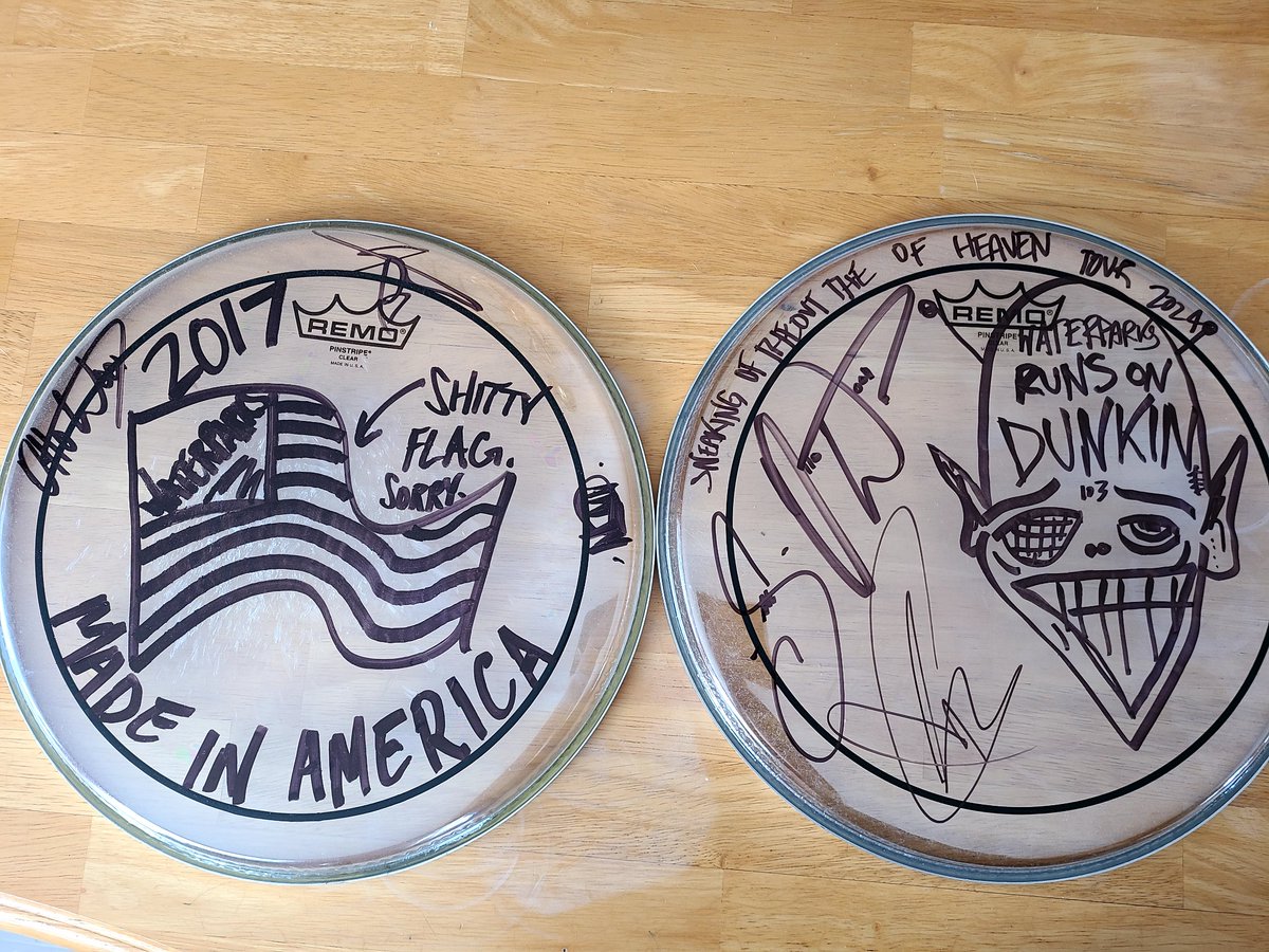 OneOfMillions1's tweet photo. In 2017 I got a @waterparks drum head on the Made in America tour, seven years later I'm getting to add a second one to my wall! It's been a little more than 8 years since the first show I saw, &amp; @awsten, @underscoregeoff, &amp; Otto have just improved every time! @PARXAFTERDARK2 https://t.co/iijVsWPKvm