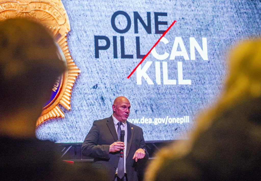 DEASEATTLEDiv's tweet photo. We are grateful to the Stanwood Camano School District for the opportunity to warn about fentanyl poisoning. Assistant Special Agent in Charge Jake Galvan presented #OnePillCanKill and Carol Schweigert shared about her son, Trey.  @SCSD_401 @SnoCoSheriff @DEAHQ https://t.co/FQ2WpcpgTu