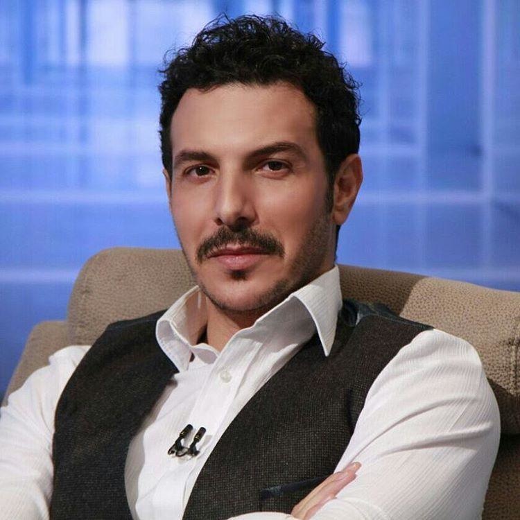 akhbaralyawm's tweet photo. بالفيديو: مشهد مؤثر لـ #باسل_خياط في "نظرة حب" يتصدّر ترند: كمية الإبداع لا توصف
#نجوم #مشاهير #فن #تمثيل #أخبار_اليوم 
@BasselKhayyat 
https://t.co/naZiKZdouN https://t.co/haNrq1Bjuo