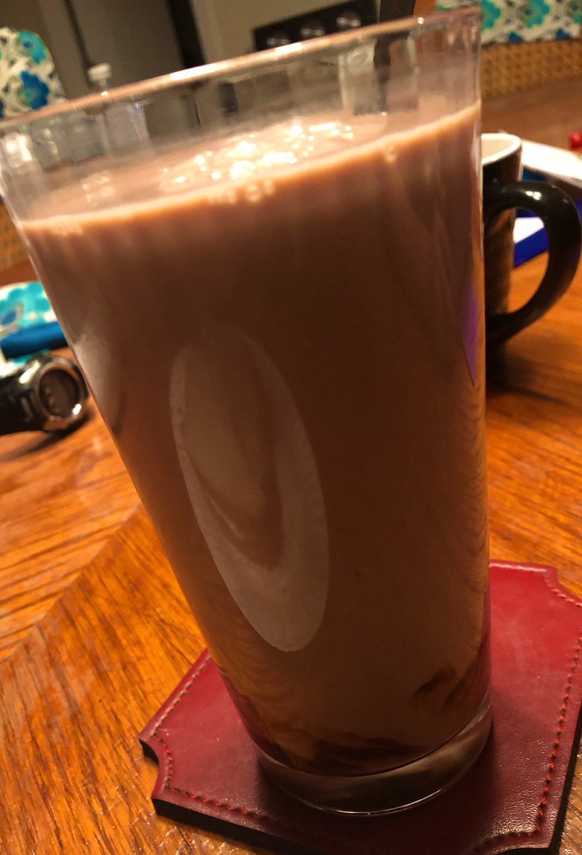 CardiacDrop's tweet photo. Boston folks know about the #Fluffanutter - chased that bad boy with a Hershey’s chocolate milk. #TheFoodAmigos @Skippy
- The sandwich is particularly popular in New England and has been proposed as the official state sandwich of Massachusetts.- Ate a ton of these as a kid. 🥪 https://t.co/btpRCm4Nnx
