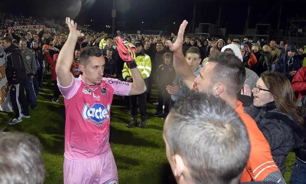 Stade Lavallois Pictures That Go Hard (@slpicthatgohard) on Twitter photo 