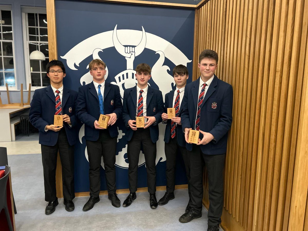 Middle Years Rugby Dinner ⭐️

Another top night spent in the company of Boys and Coaches 🏉✅

Well done to all our award winners at U14 &amp; U15 🤝

#celebration