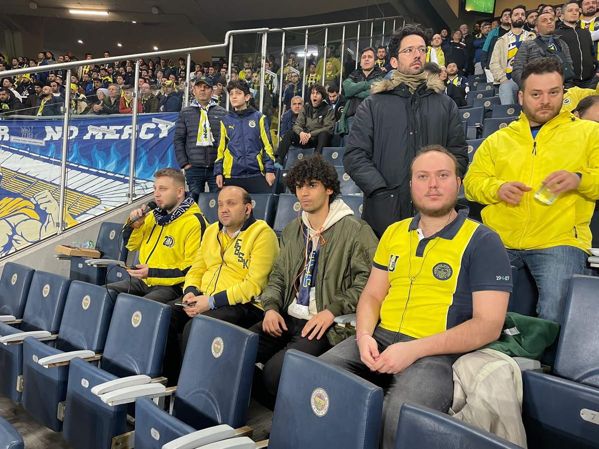 1907unifeb's tweet photo. #ÜnifebCares projeleri kapsamında yürüttüğümüz “Görmezden Gelme” projesini Fenerbahçe - Union Saint-Gilloise maçında gerçekleştirdik. https://t.co/2OERrQJas2