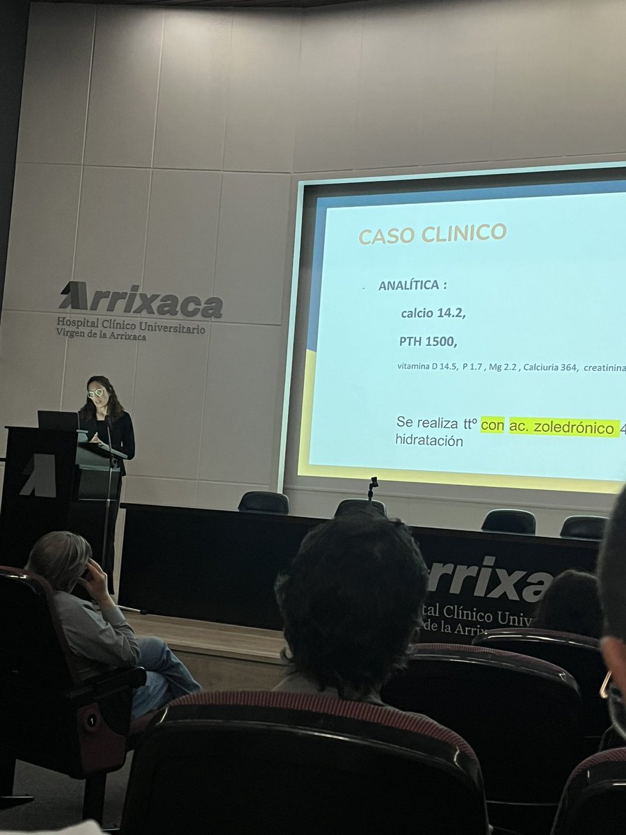 Nueva edición de las jornadas de actualización en cirugía endocrina gran oportunidad para reencontrarnos con amigos y compartir nuestra experiencia.
La Dra. <a href="/Arancha_garcia/">Arancha</a> ha representado a nuestra unidad.<a href="/Area2Cartagena/">@Area2Cartagena</a> <a href="/BalsalobreD/">Maria D. Balsalobre</a> <a href="/aecirujanos/">aecirujanos</a> <a href="/elenacrespoa/">E.</a>