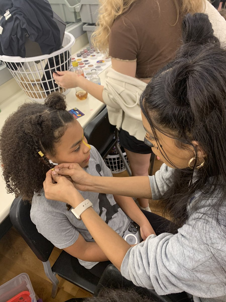 IHSD_Arts's tweet photo. Our student makeup crew is ABSOLUTELY ROCKING IT OUT! Get your tickets now to see “Lion King Jr.” so you can see the beauty live and watch how the actors bring this magic to life! Our students are incredible❤️🖤! #IHPromise @IHTheatre @HeatherKoester2 @Eric_Cimini @IHMiddle https://t.co/vJ1TPijtyC