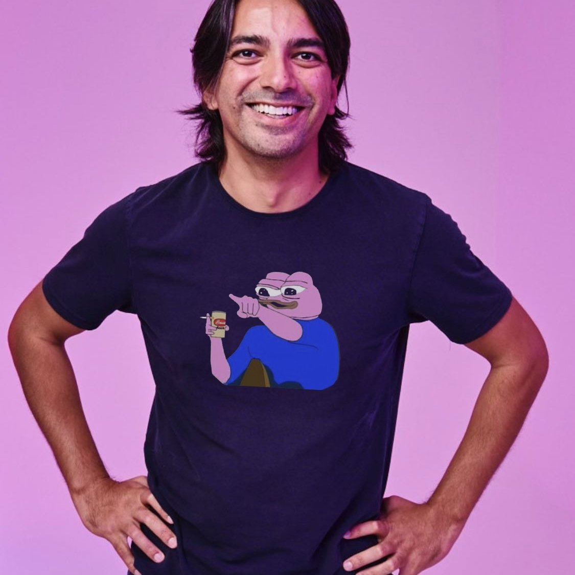 Haider's tweet image. My new weekend wear 🏖️