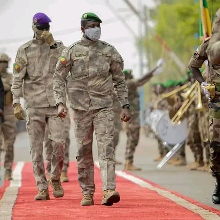 AfriconeCom's tweet photo. 🔴Le #Mali 🇲🇱 met fin aux préférences accordées aux dirigeants locaux dans le nord du pays. 

Cette décision pourrait conduire au limogeage des représentants de la #CMA. https://t.co/3xECMfya5Q