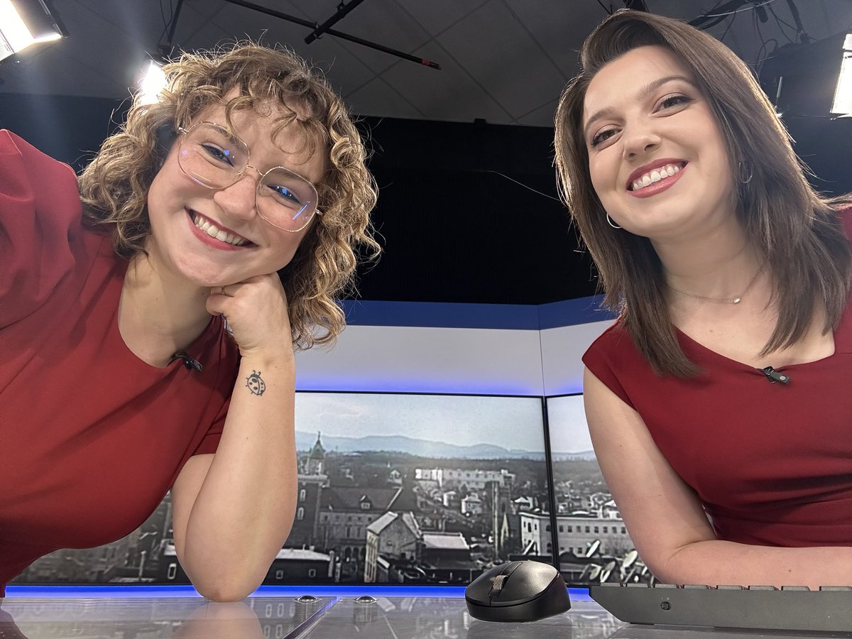 Our brains have connected at this point… second day of accidental matching with @WHSVchelsea