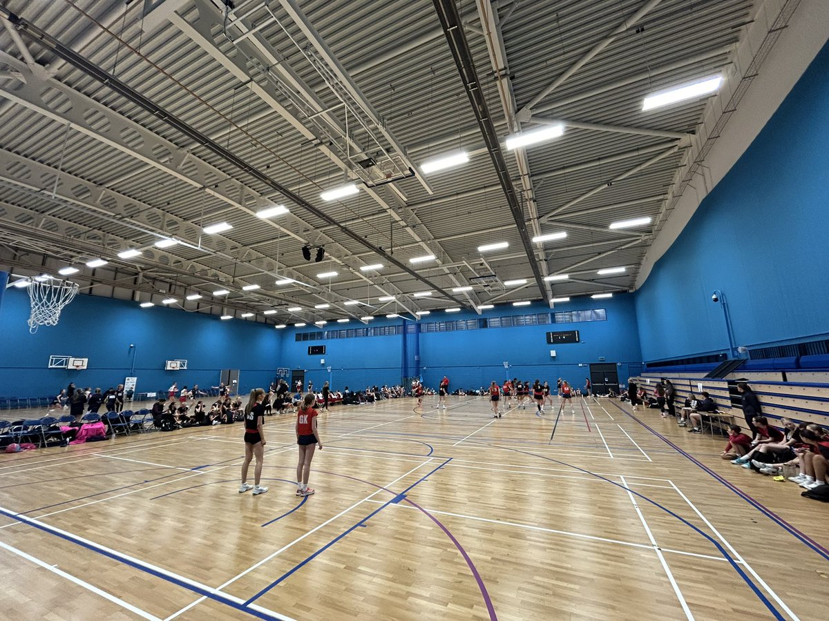 Level 5 Sport Management students helped to plan, organize and deliver the Cardiff and Vale County netball finals today. Some excellent games, great organization and a little music to create atmosphere 👍🏼 a really successful events module experience