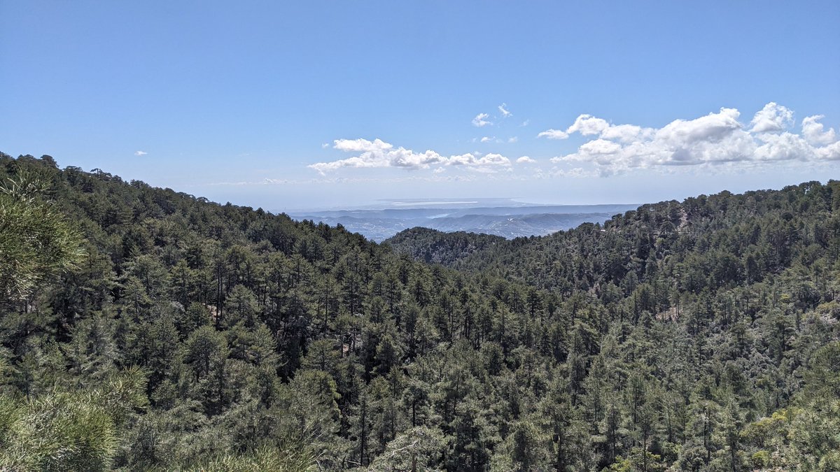 AGSB_Geology's tweet photo. Excellent day up in the @Troodos_Geopark today working out way through the Ophiolite sequence! Stunning geology and views! #Geoliday #ThinkGeology @agsb_official https://t.co/j0rCL95kPu