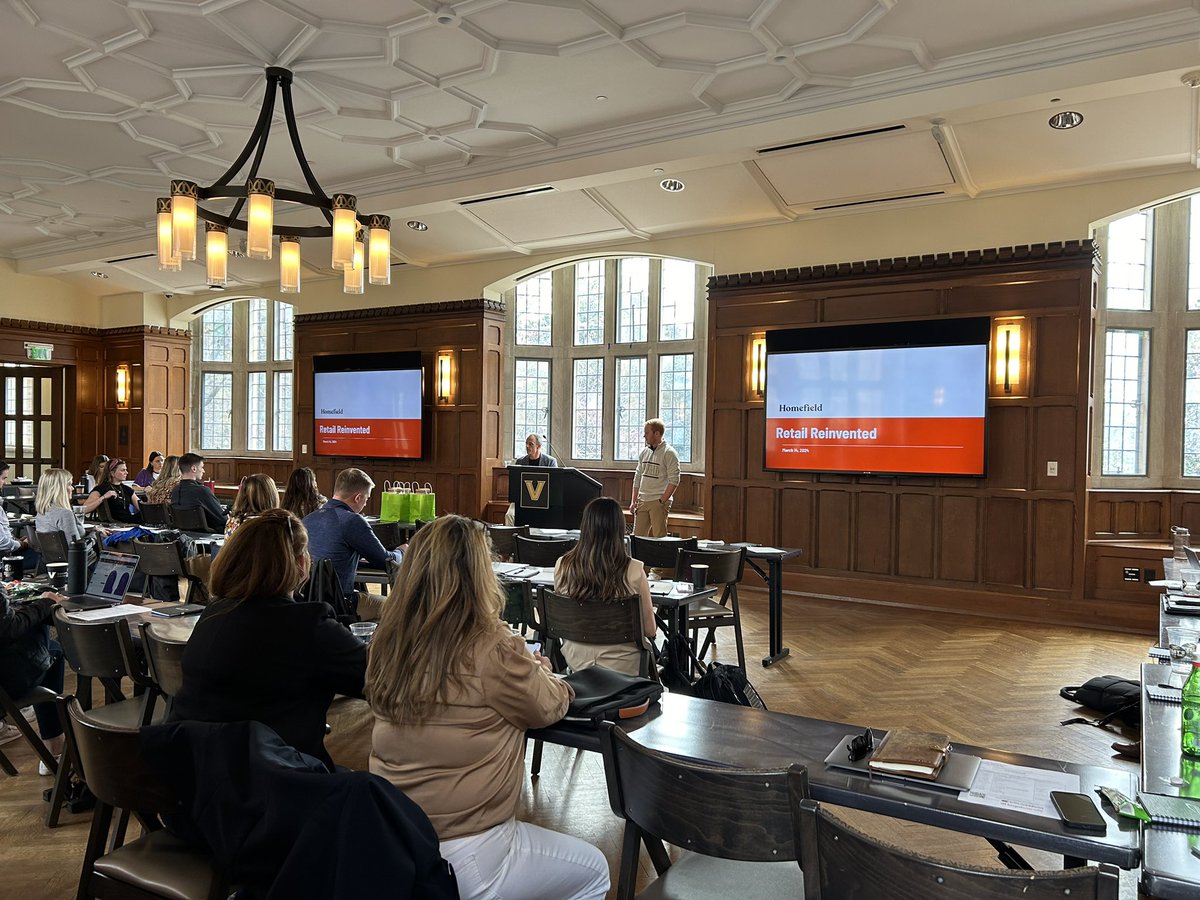 DMayeaux18's tweet photo. 2024 SEC Licensing Summit

Great day of presentations!

Thank you!
@ColosseumAthl 
@Hanes 
@HomefieldApparl 
@hypeandvice 
@johnnieO 
@logobrandsinc 
The Northwest Group
Opryland Entertainment Group
Trevco
L2 Brands
CLC
SEC https://t.co/YMgUbr6vCD