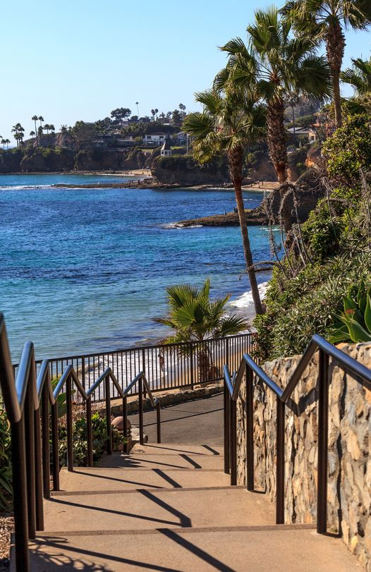 Enjoying with Big Bro and Dad on Laguna Beach after aftar dinner California Miss you mom. i will again plan with you, love you a lot my lifeline.
#Enjoying #BigBrotherDE #Dady #lagunabeach #California_love