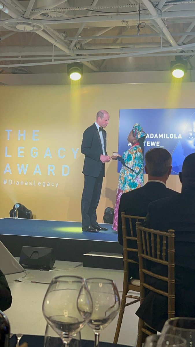 Oluwadamilola欧阳鑫 tweet media