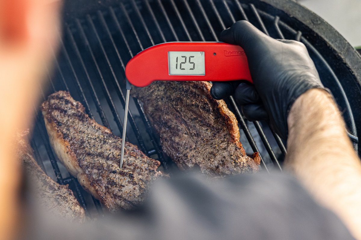 Time to pull these steaks off the grill and let them rest. What temp do you pull your steaks at? #thermoworks #thermapen #thermapenone