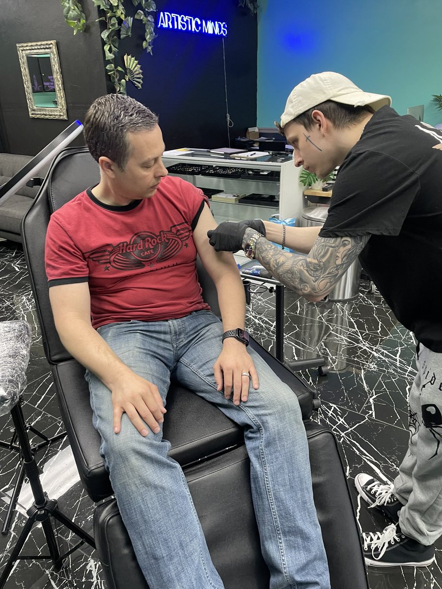 Katie Michna tweet media