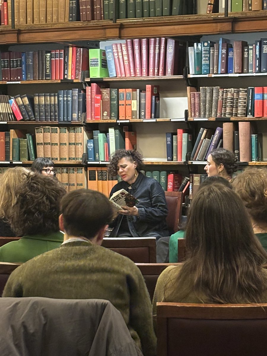 Royal Society of Literature tweet media